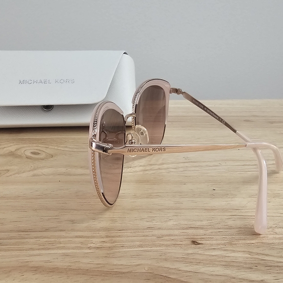 Michael Kors Women's Key Biscayne Rose Gold And Pink Cat Eye Sunglasses & Case - Picture 4 of 12